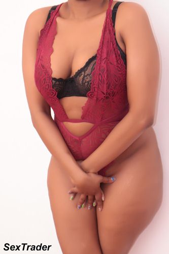 Monalicious Escort Bramley Main Photo